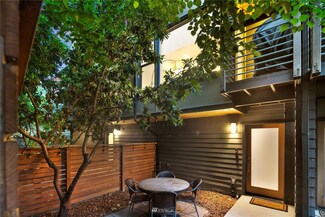 2002 NW 57th St Unit 4B, Seattle, WA 98107