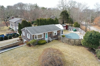14 Memory Ln, Westerly, RI 02891