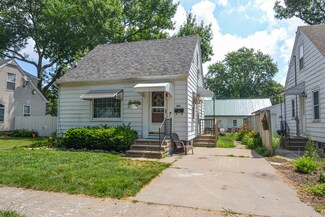 607 9th St, Nevada, IA 50201