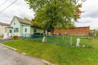 7 High St, Troy, NY 12183