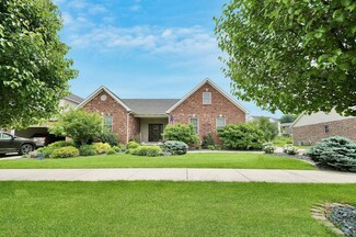 914 Aaron Ct, Crown Point, IN 46307