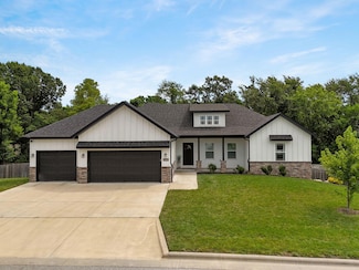 4712 Florence Ave, Ozark, MO 65721