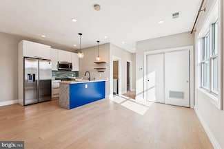 1102 Staples St NE Unit 301, Washington, DC 20002