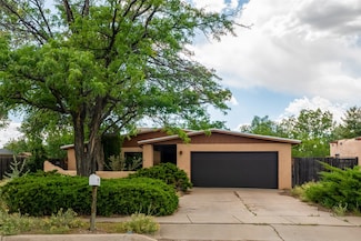 2852 Vereda de Pueblo, Santa Fe, NM 87507