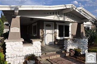 621 S Sycamore St, Santa Ana, CA 92701