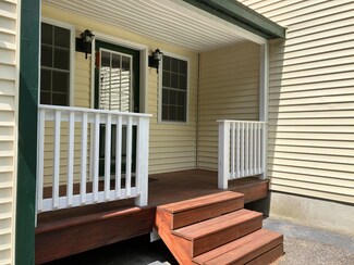 13 Friar Tuck Way, Wolfeboro, NH 03894