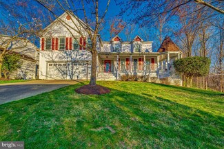 7819 Lobelia Ln, Springfield, VA 22152