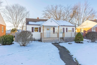 757 S Gladstone St, South Bend, IN 46619