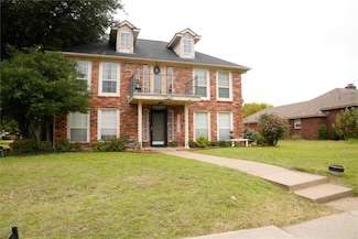 1403 Chapman Dr, Lancaster, TX 75134