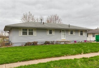 700 S 2nd St, Carlisle, IA 50047