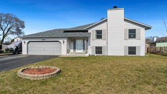 1607 Jillian Ct, Belvidere, IL 61008