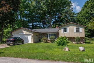2143 N Elmer St, South Bend, IN 46628