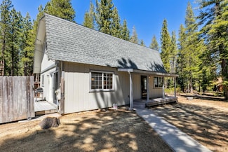 579 Kiowa Dr, South Lake Tahoe, CA 96150