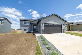 6470 Receda St, Rapid City, SD 57703