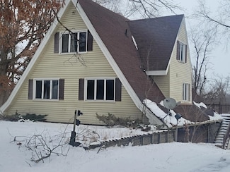 6213 Ackerson Lake Rd, Jackson, MI 49201