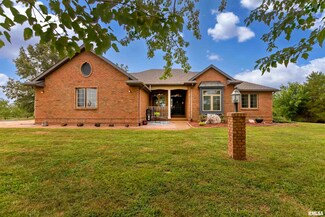 2080 Cypress Rd, Dongola, IL 62926