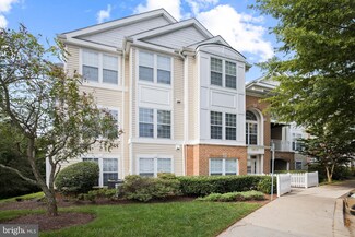 12016 Amber Ridge Cir, Germantown, MD 20876