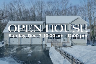 141 Thompson Rd, Kennebunk, ME 04043