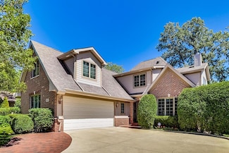 3453 Summit Ave, Highland Park, IL 60035