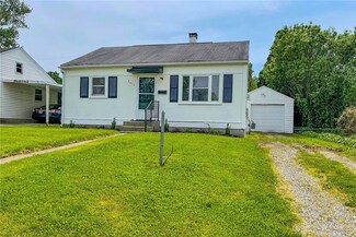 2413 Leland Dr, Springfield, OH 45505