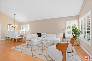 1668 Fox Springs Cir, Newbury Park, CA 91320