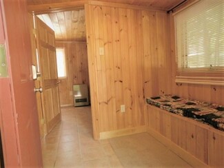 97 Fox Run Rd Unit 4 & 5, Lincoln, NH 03251