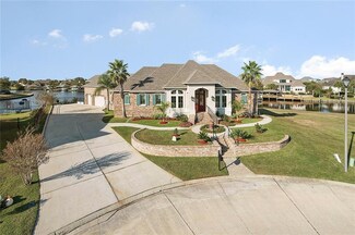 492 San Cristobal Ct, Slidell, LA 70458