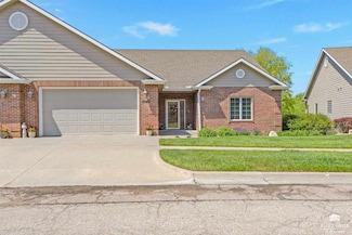 1040 Brianna Ct, Manhattan, KS 66503