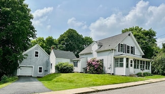 96 Chelsea St, Gardner, MA 01440