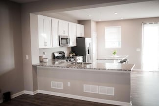 7684 Anthony Point, Victoria, MN 55386