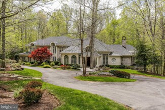 10035 Avenel Farm Dr, Potomac, MD 20854