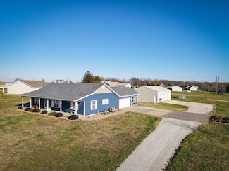 1633 E 512th Rd, Bolivar, MO 65613