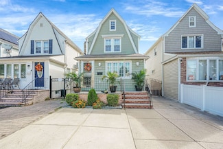 130-13 Lefferts Blvd, South Ozone Park, NY 11420