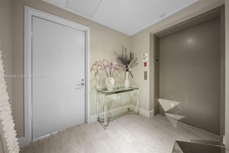 460 NE 28th St Unit 2407, Miami, FL 33137