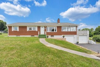 2524 Feather Rd, Vinton, VA 24179