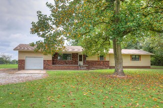 15551 Goldfinch Rd, Neosho, MO 64850