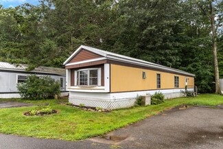 17 2nd Ave, Merrimac, MA 01860