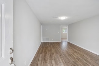 3114 Carolyn St, Bacliff, TX 77518