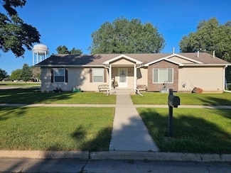 805 Elm St, Allison, IA 50602