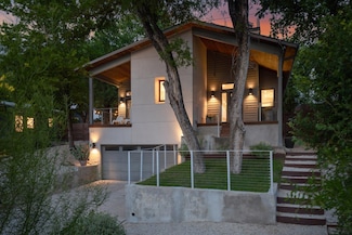 1303 Deloney St, Austin, TX 78721