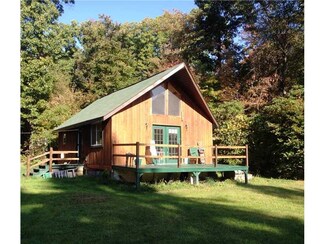 222 Sandy Point Rd, Emlenton, PA 16373