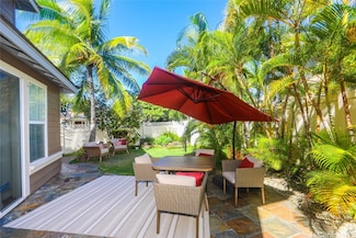 580 Lunalilo Home Rd Unit 304, Honolulu, HI 96825