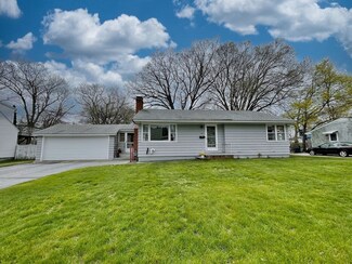 172 Blucher St, Manchester, NH 03102