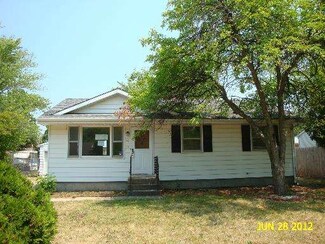 45 Ridge Ln, Geneva, IL 60134