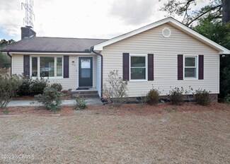 109 Valley Hill Dr, Rockingham, NC 28379