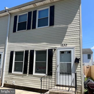 1230 Forrest St, Wilmington, DE 19802