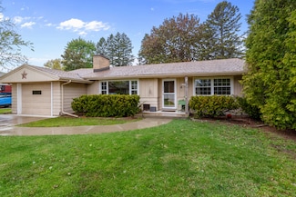 4218 S 13th St, Sheboygan, WI 53081
