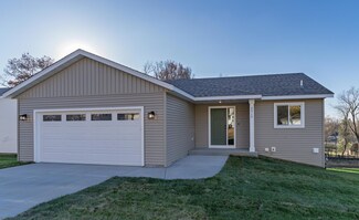 2512 15th St SE, Rochester, MN 55904