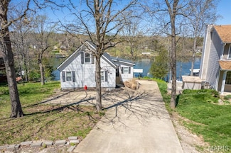 31 Independence Ave, de Soto, MO 63020
