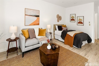 1414 12th Ave Unit 504, Seattle, WA 98122